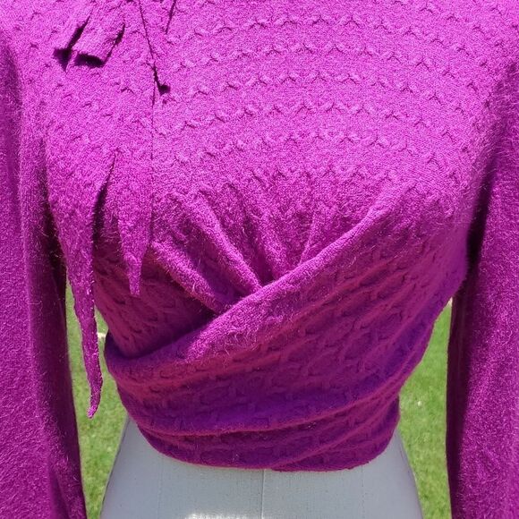 Hey Sue! Upcycled Fuchsia Tie Waist Cropped Sweater Brooch One Of Kind Sz S - Picture 4 of 7